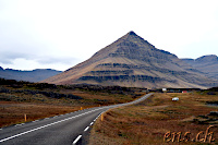Die isländische Pyramide Bulandstindur :)