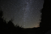 Sternennacht mit der Andromeda-Galaxie (M31)