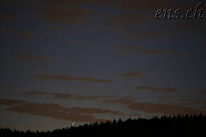 Komet C/2020 F3 (NEOWISE) <br />7. Juli 2020, 03:53 Uhr<br />@f2.8, 200mm, ISO 1600, 1.4 Sek.