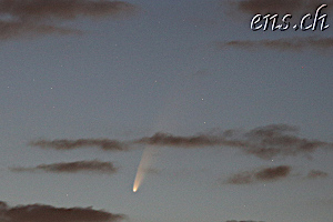 Komet C/2020 F3 (NEOWISE) <br />7. Juli 2020, 04:08 Uhr<br />@f2.8, 200mm, ISO 1600, 1.2 Sek.<br />vergrössert
